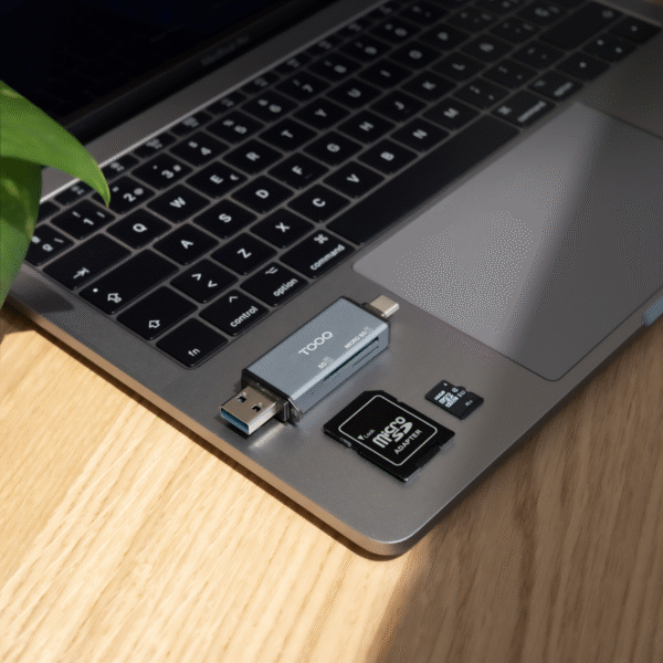 LECTOR USB 3.0 DE MEMORIAS SD - microSD TOOQ